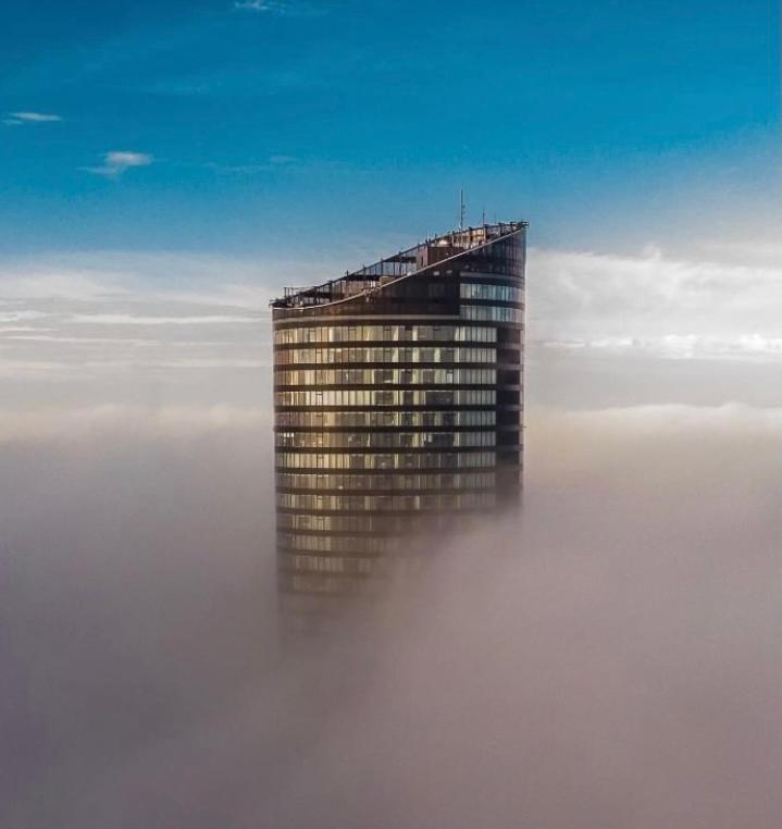 30Th+ Floor Apartments In Sky Tower Wroclaw Exterior photo